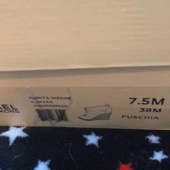 NWT MICHAEL KORS DAMITA CANVAS FUSCIA WEDGE ESPADRILLE - Picture 5 of 6